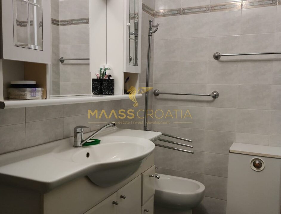 PHOTO-2025-11-24-09-43-11 (1)