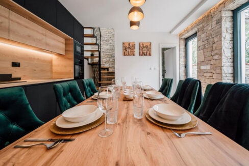 Neue moderne Villa aus Stein in der Region Zadar