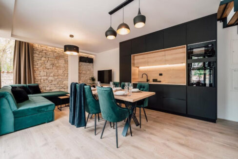 Neue moderne Villa aus Stein in der Region Zadar