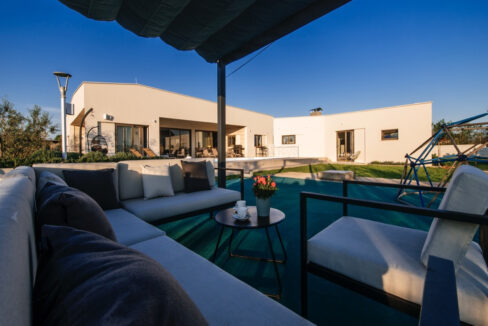 Erdgeschossvilla im amerikanischen Stil - Zadar