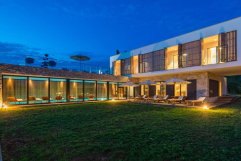 Zeitgenössische Oase, ein luxuriöser moderner Villenrückzugsort, Region Pore?