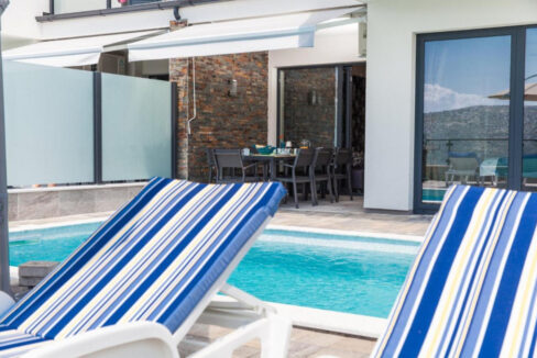 Villa im geometrischen Stil mit atemberaubendem Blick - Crikvenica