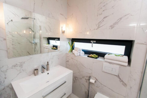 Villa im geometrischen Stil mit atemberaubendem Blick - Crikvenica