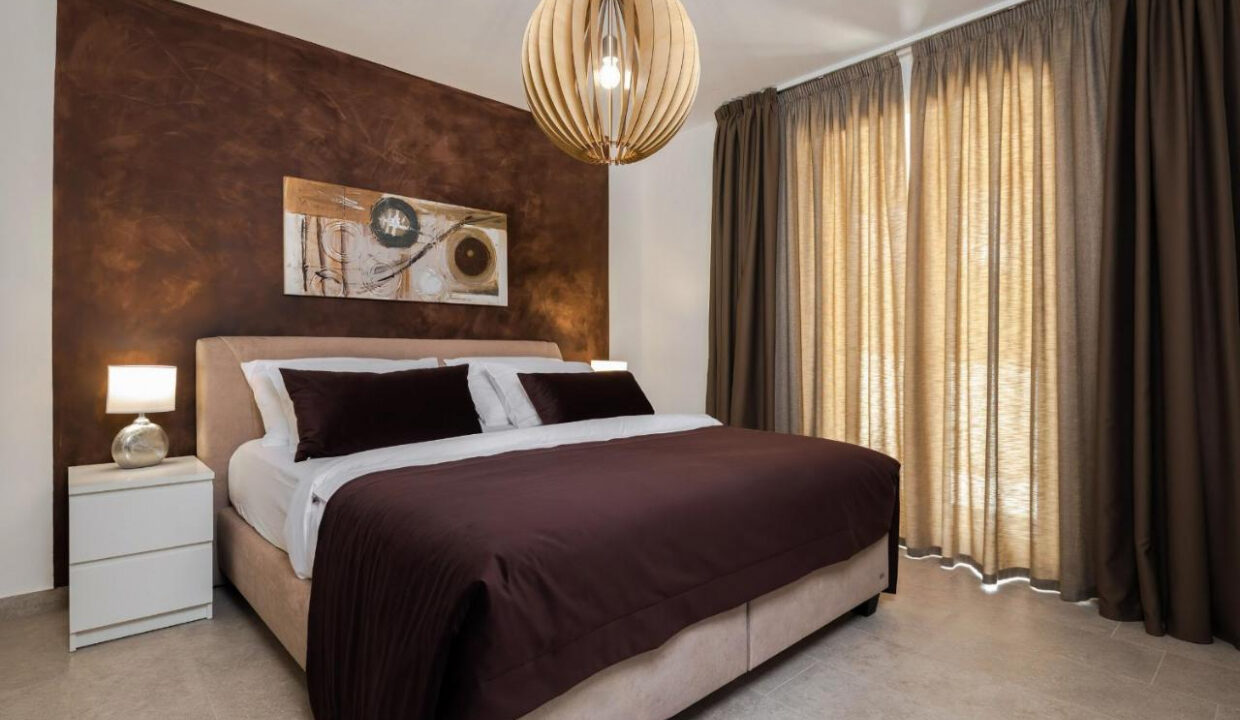 Neue moderne Villa mit traditionellem Charakter - Labin, Istra