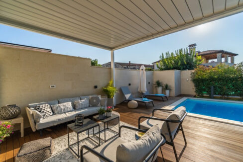 Villa im minimalistischen Stil - Novigrad, Istrien