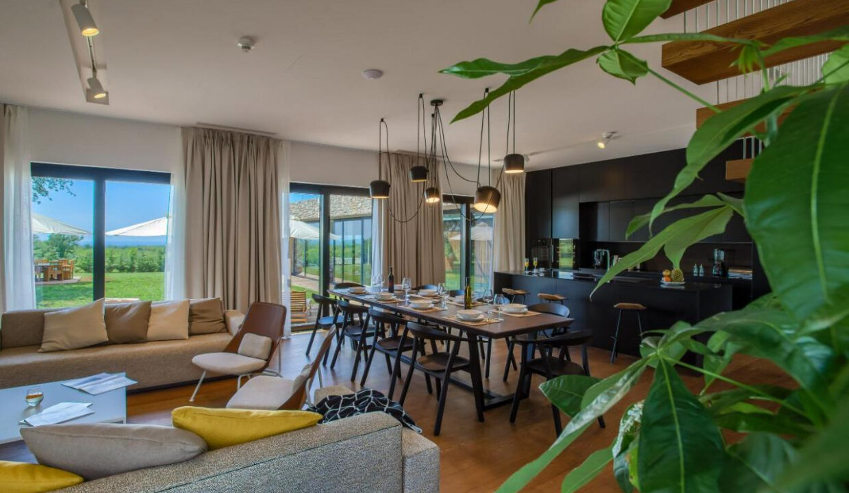 Zeitgenössische Oase, ein luxuriöser moderner Villenrückzugsort, Region Pore?