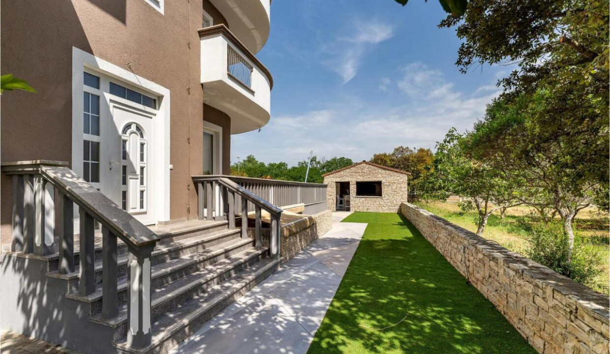 Zeitgenössisches Haus Zaton