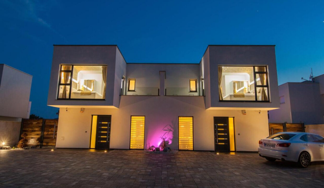 Villa im geometrischen Stil mit atemberaubendem Blick - Crikvenica