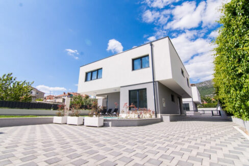 Anspruchsvolles Haus mit Meerblick in Kasteli, Split