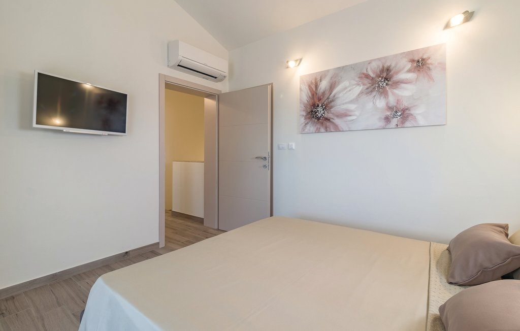 Atemberaubende zweistöckige Villa - Region Pula