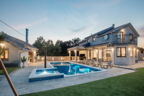 Atemberaubende Rustikale Villa - Imotski Gebiet