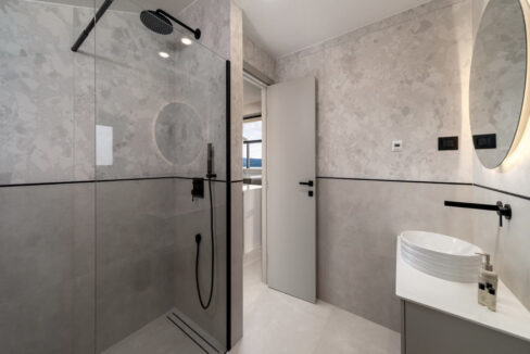 Moderne Villa in Split, Podstrana