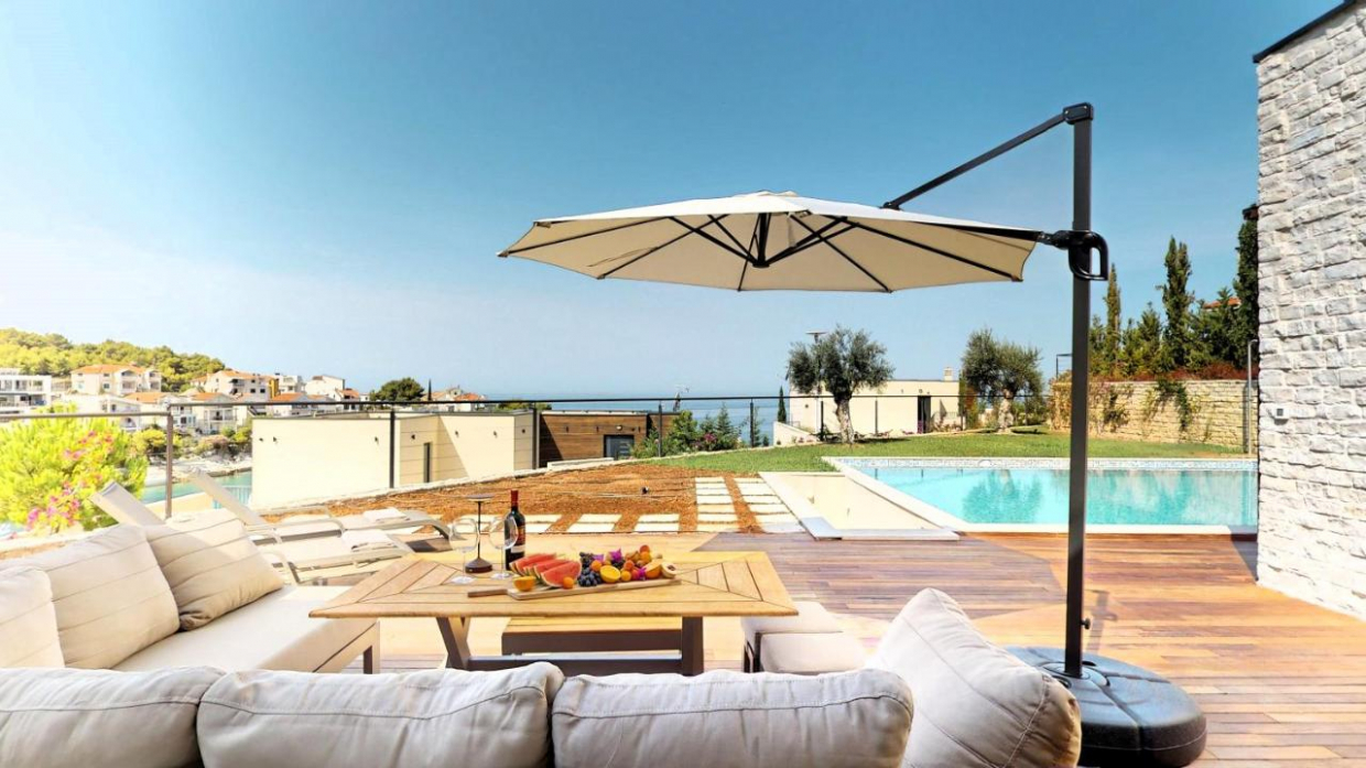 Spaciuos Villa Primošten