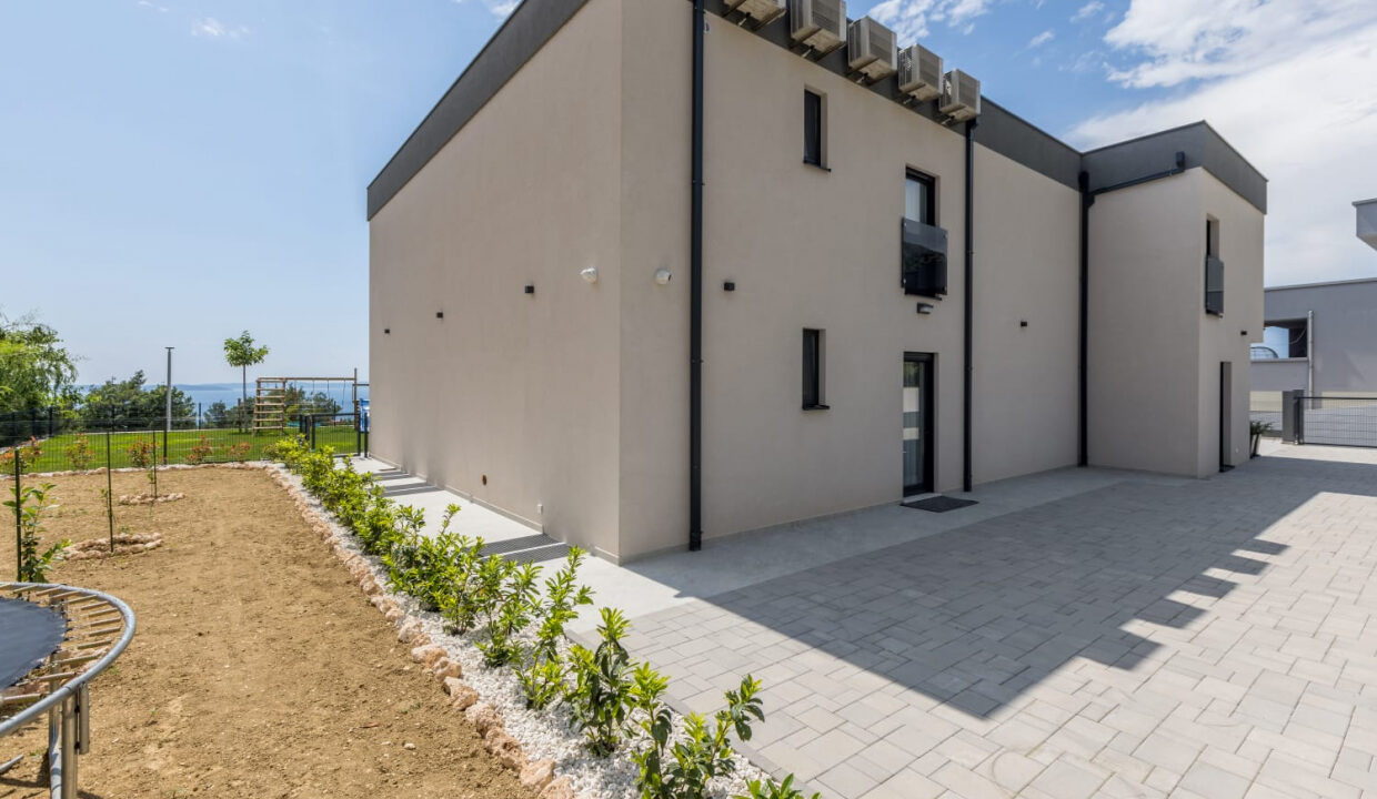 Neues Meerblick-Ferienhaus Podstrana