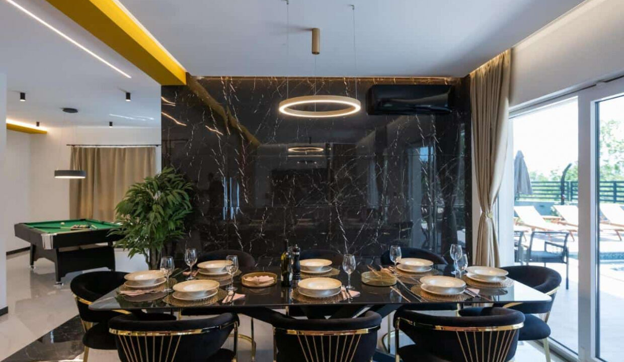 Modernes Haus bei Makarska