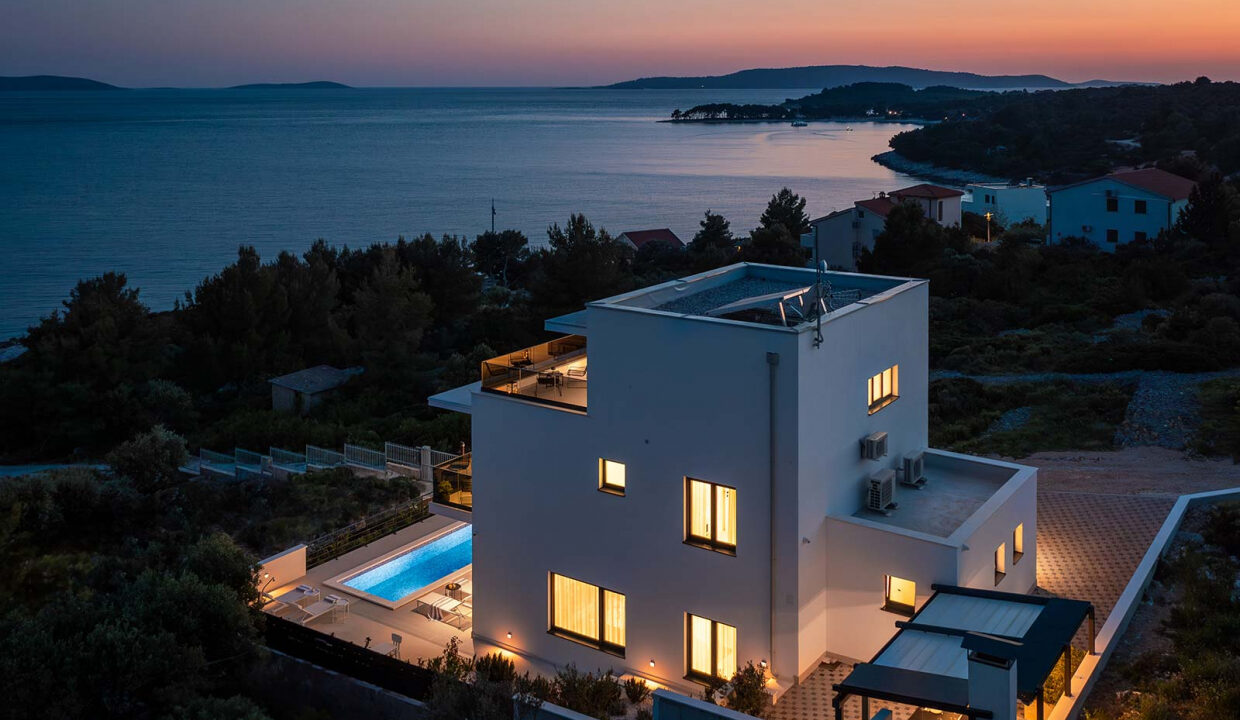 Exklusive Villa mit Meerblick Okrug Gornji