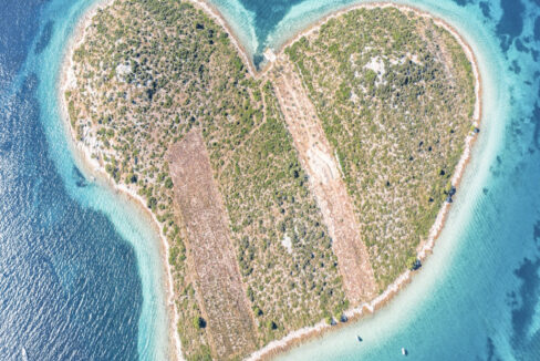 Erstaunliche Villa direkt am Meer auf der Insel Rab