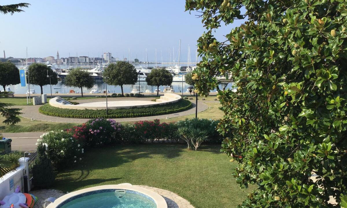 Wunderschönes Haus am Meer - Umag, Istra