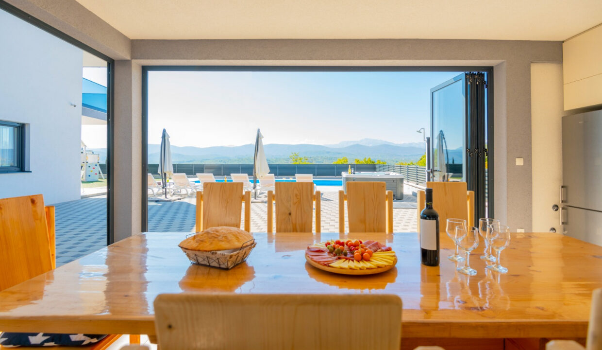 Großzügiges Einfamilienhaus - Stadt Imotski