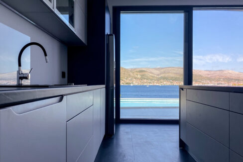 Erstaunliche Villa direkt am Meer auf Ciovo