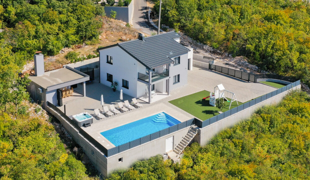 Großzügiges Einfamilienhaus - Stadt Imotski