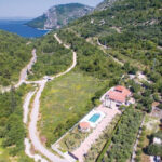 Imperial Style Villa mit Schwimmbad - Dorf Klek