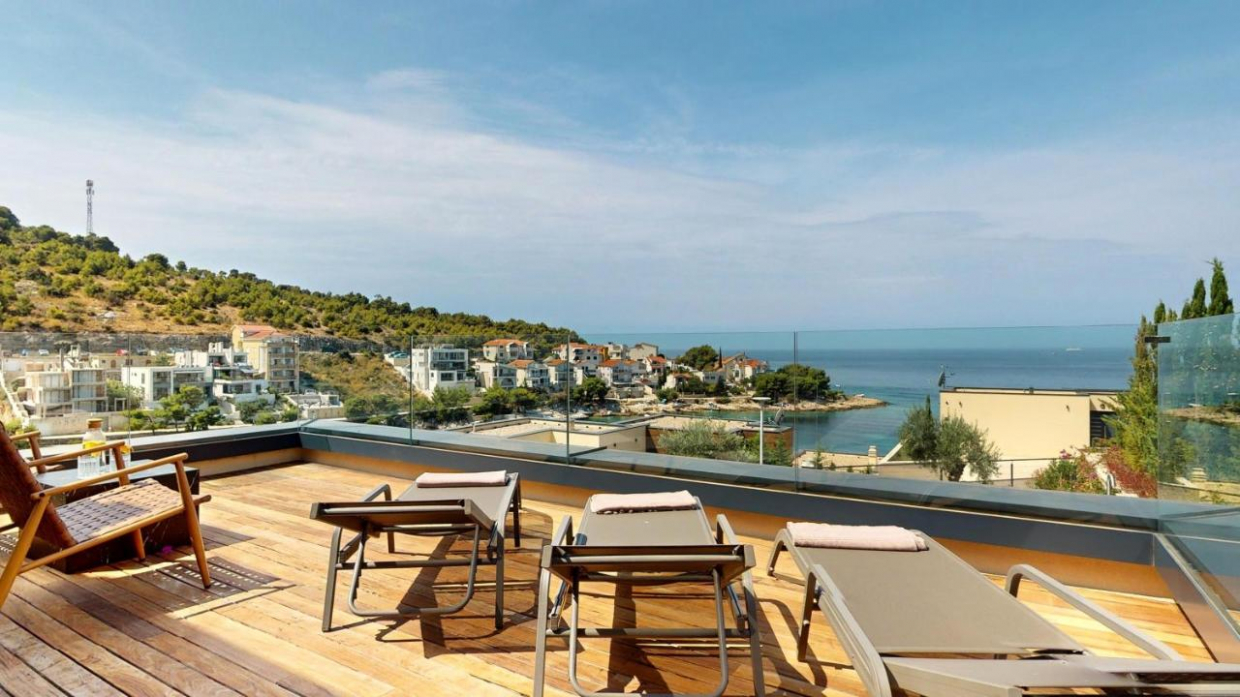 Spaciuos Villa Primošten