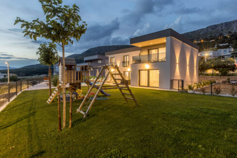 Neues Meerblick-Ferienhaus Podstrana