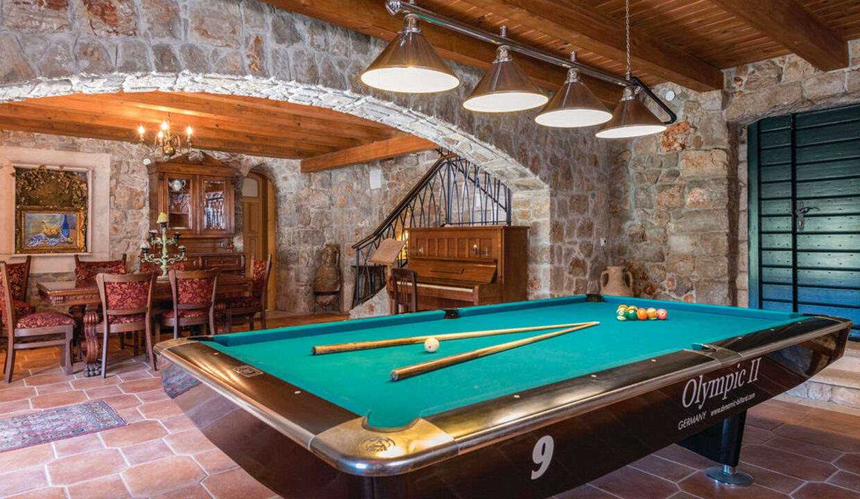 Haus aus weißem Stein - Halbinsel Peljesac