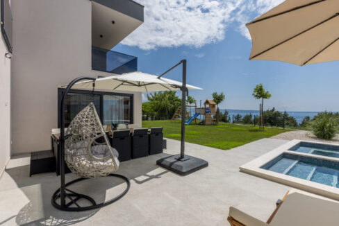 Neues Meerblick-Ferienhaus Podstrana