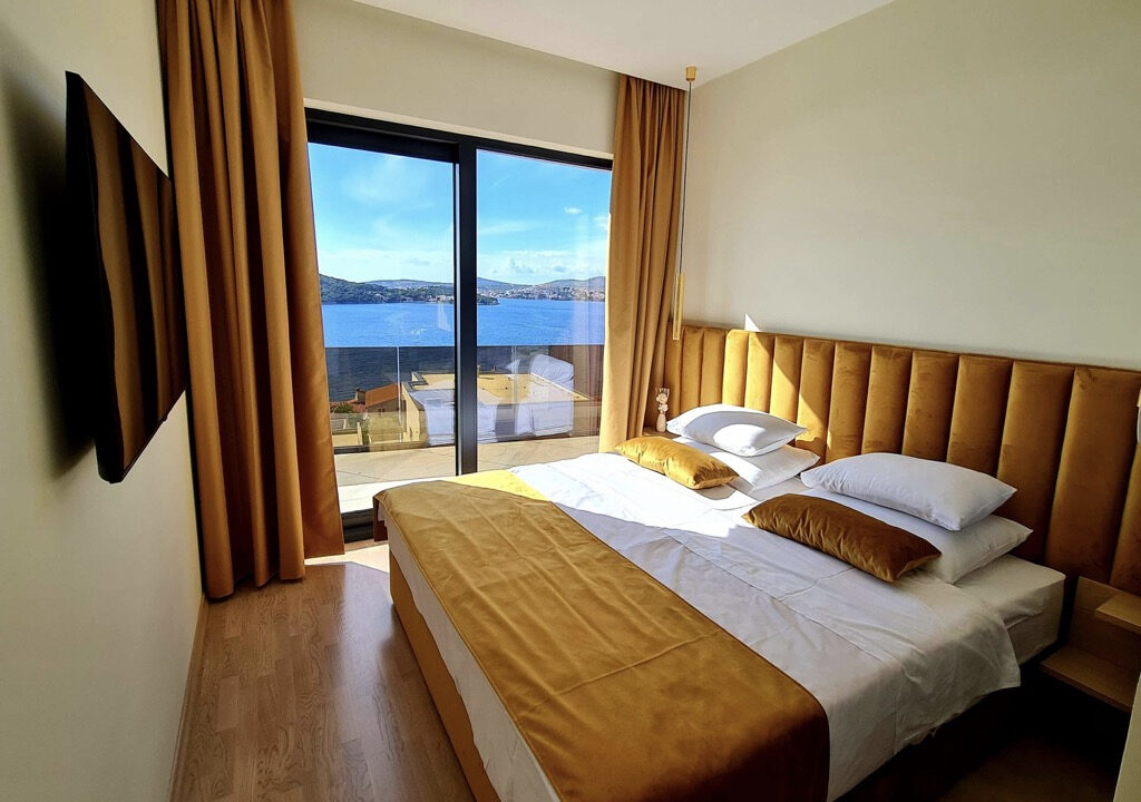 Neue Villa mit Meerblick, Rogoznica