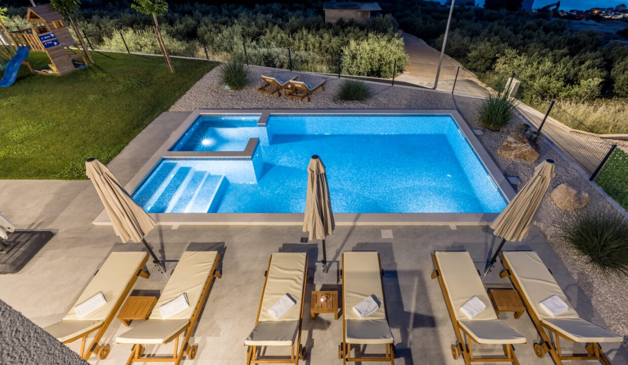 Neues Meerblick-Ferienhaus Podstrana