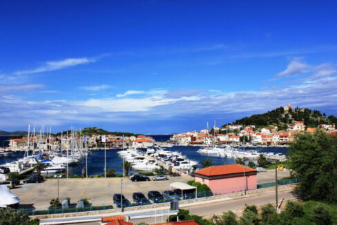 Grundstücke am Meer Tribunj