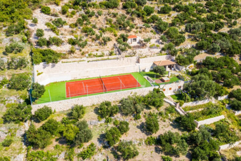 Großzügiges Anwesen mit einem Tennisplatz und einem Haus - Zaton, Dubrovnik Gebiet