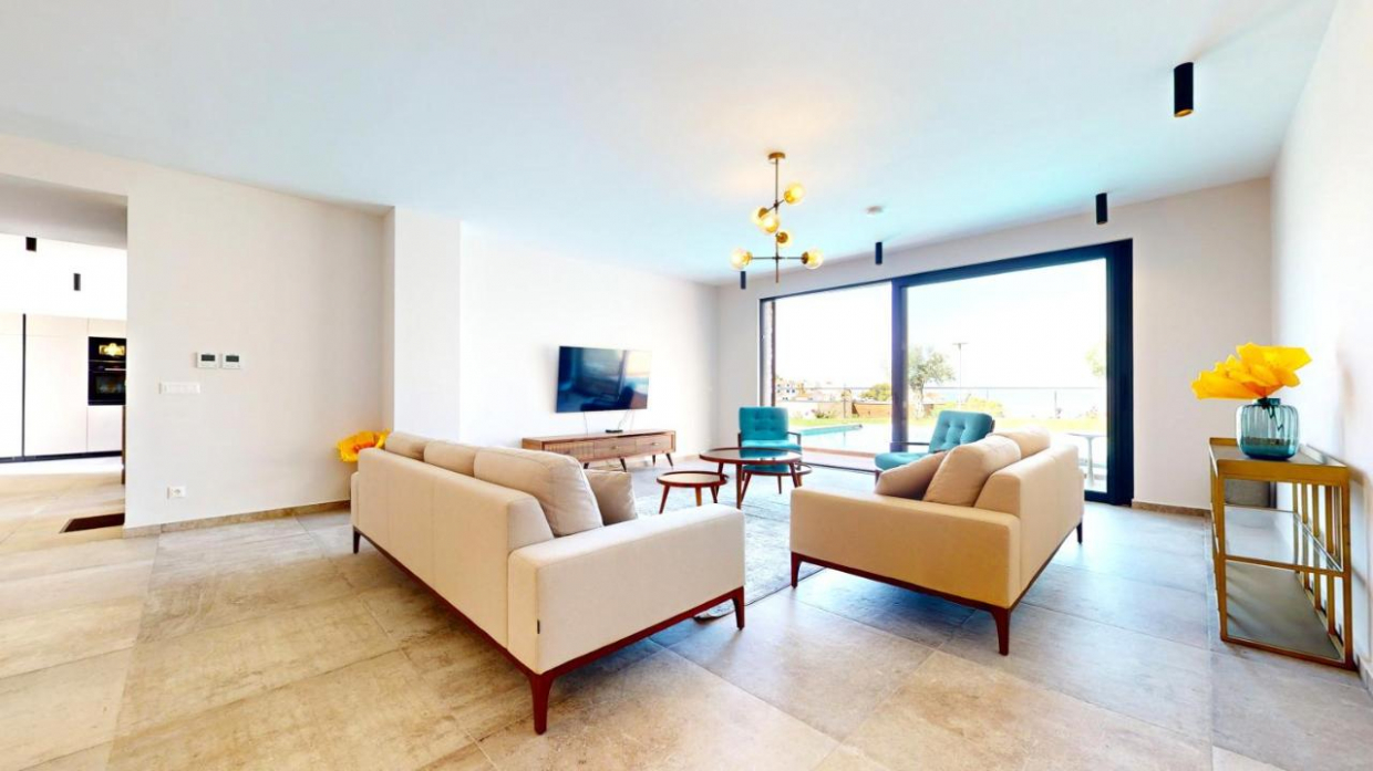 Spaciuos Villa Primošten