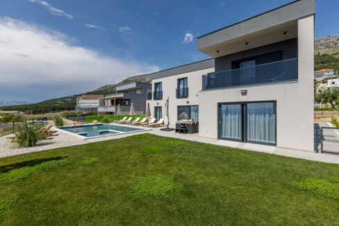 Neues Meerblick-Ferienhaus Podstrana