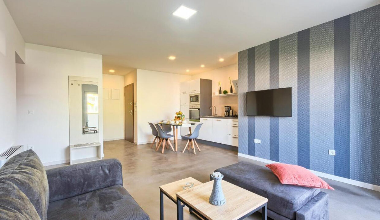 Doppelhaushälfte Pula