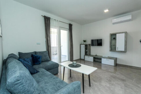 Neues Ferienhaus in der Nähe von Sibenik