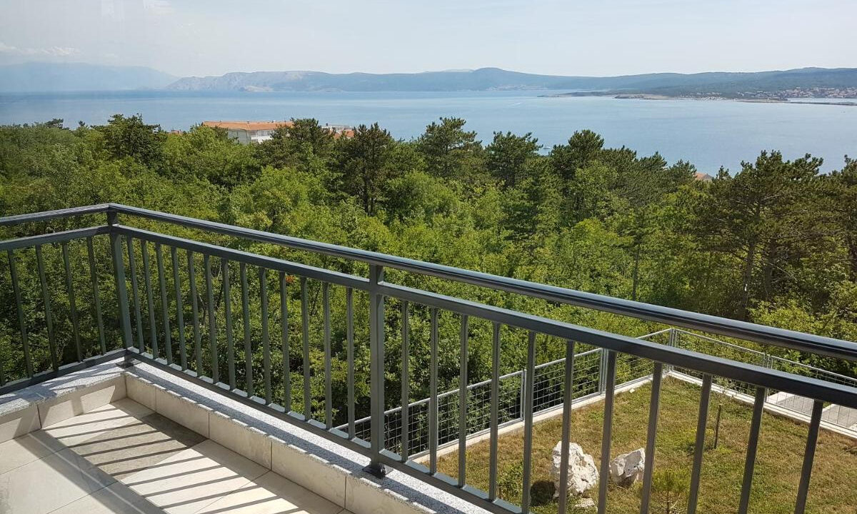 Grundstück mit Meerblick in Crikvenica