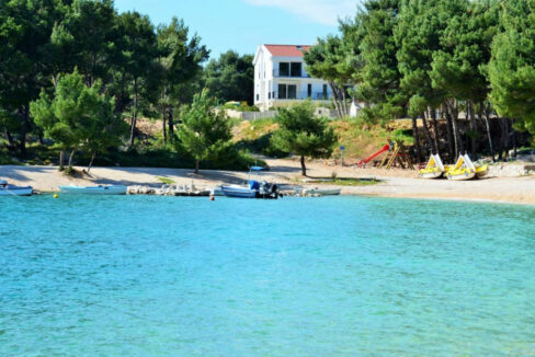 Grundstück am Meer Pakostane