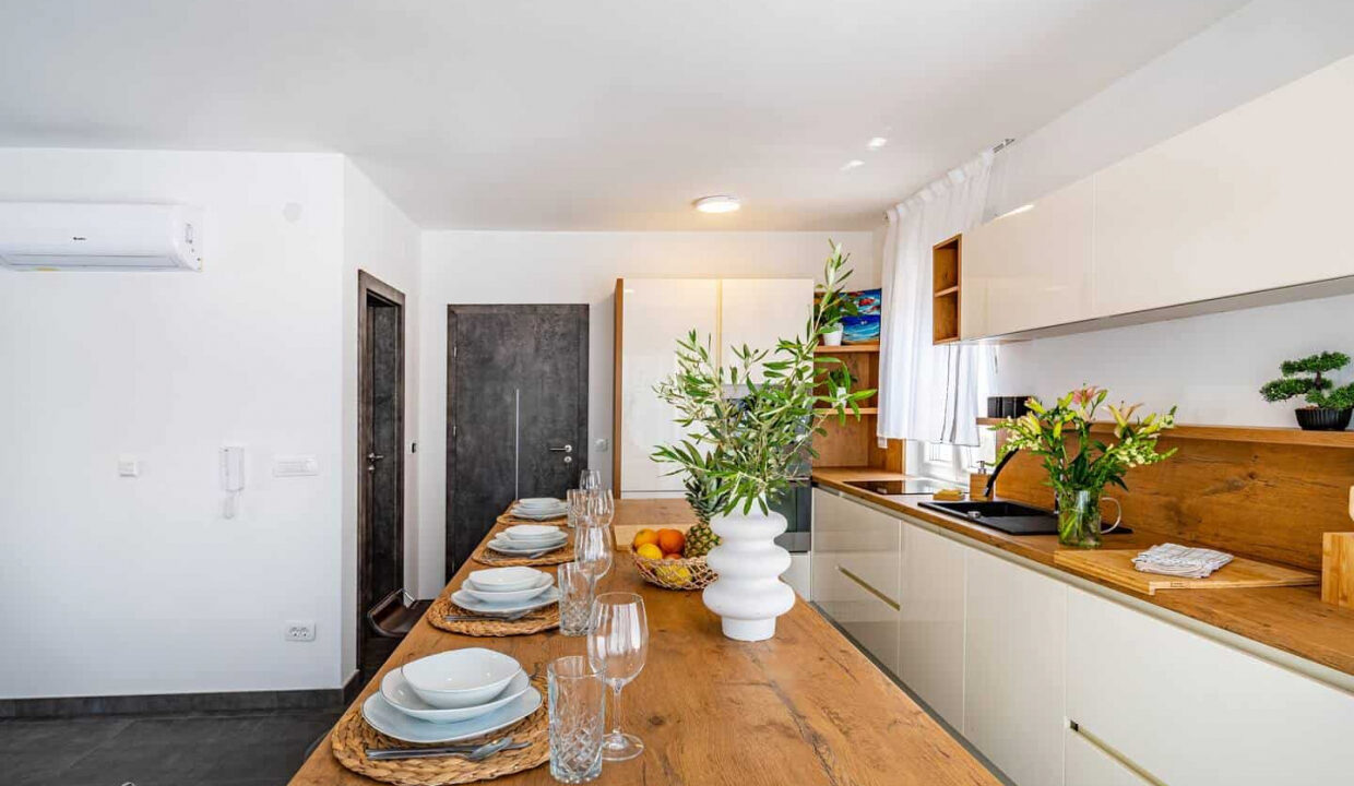 Haus in der Nähe des lokalen Strandes auf Ciovo