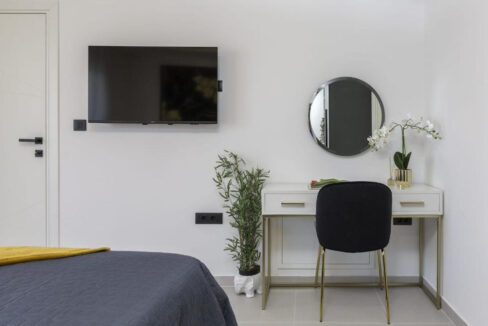 Neue moderne Villa bei Pula