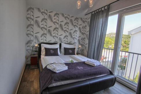 Grundstück am Meer Pakostane