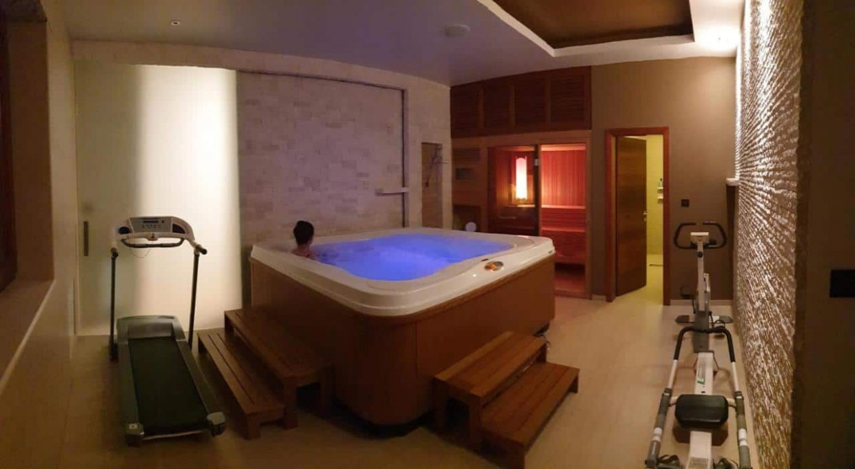 Erstaunliches Haus bei Pakostane