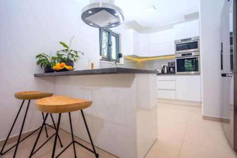 Modernes Haus in der Region Omis