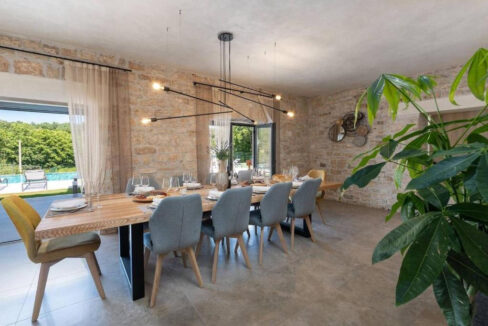 Elegantes modernes Haus -Tinjan, Istrien