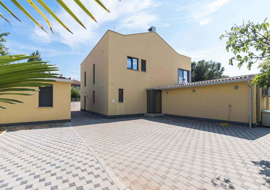 Haus am Meer in Pula