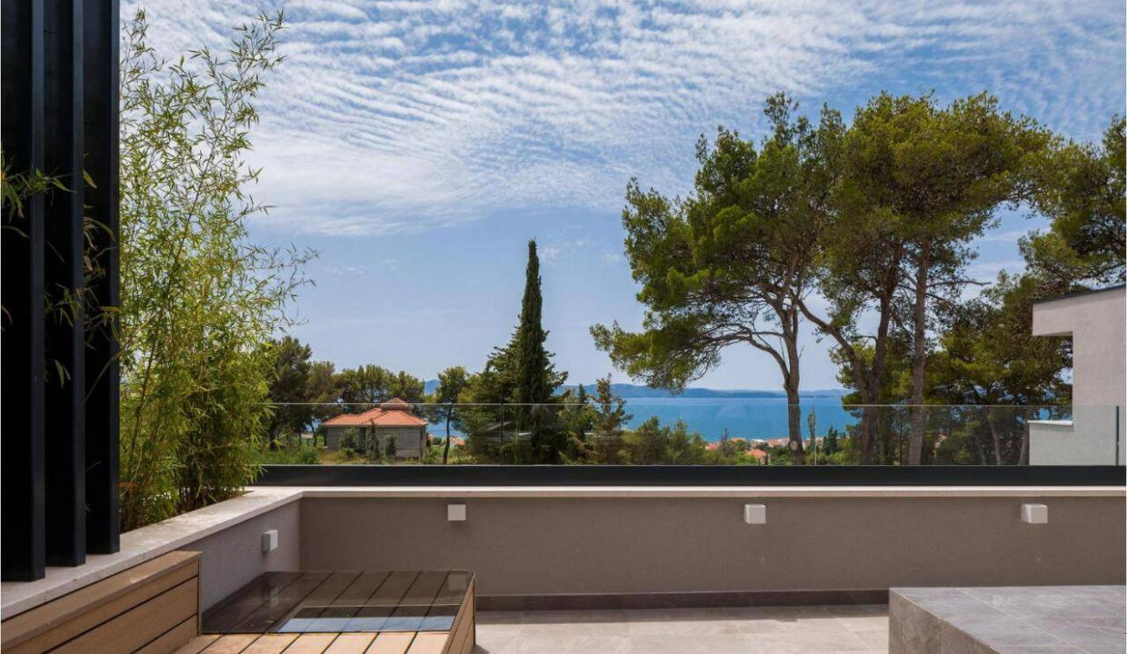 Wunderschöne Villa mit Meerblick in der Nähe von Zadar