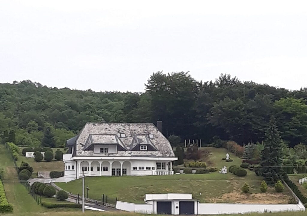 Haus im Kolonialstil in ländlicher Gegend - Pusca, Zagreb auf dem Lande
