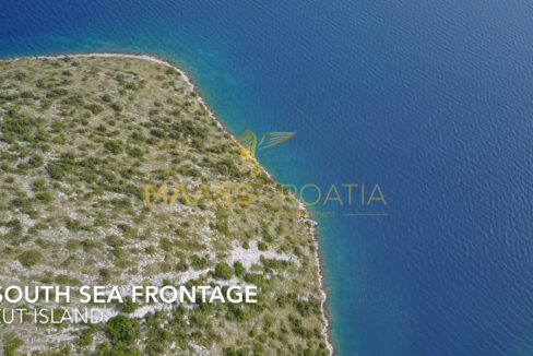 Plot-south side beach.jpg